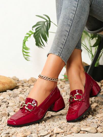 WOMEN FOOTWEAR