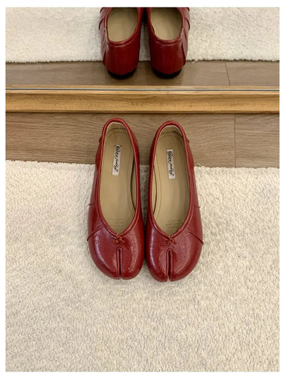 Spring Split Toe Women Ballet Flats Fashion Tabi Shoes Causal Slip On Loafer Ladies Pleated Leather Espadrilles Zapatillas Mujer