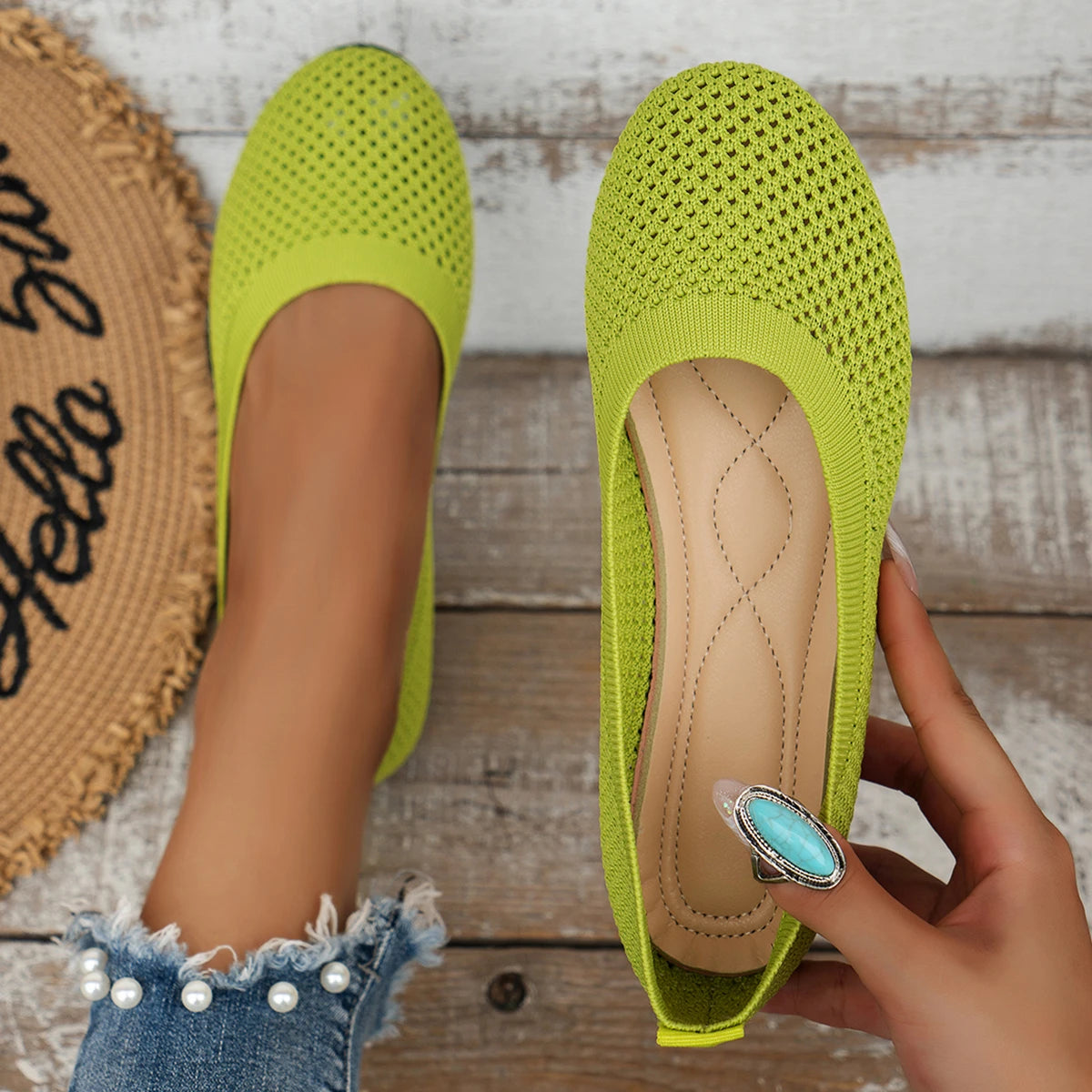 Women Round Toe Flat Shoes Solid Color Knitted Slip on Shoes Casual Breathable Ballet Flats Women Mesh Flat Shoes Loafers Woman