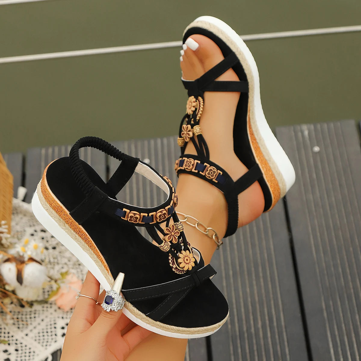 Wedge Sandals for Woman Summer Fashion Black Round Head Flower Decoration Comfortable Beach Shoes