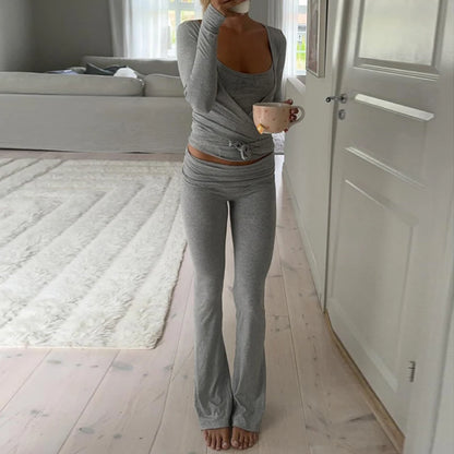 Women’s yoga workout set with slim-fit crop top and matching fitness leggings