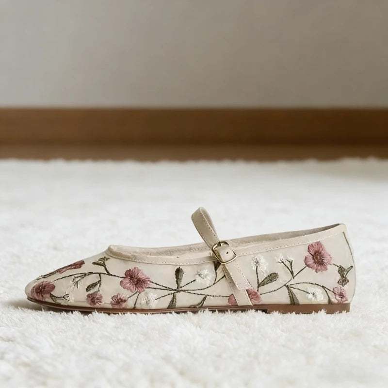 Summer Mesh Embroidered Flower Ballet Flats Women Light Breathable Mary Jane Shoes Luxury Designer Flats Comfortable Casual Shoe
