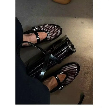 Women Breathable Hollow Shoes New Non-slip Soft Sole Ballet Flats Comfortable Large Size Lightweight Casual Outside Loafers