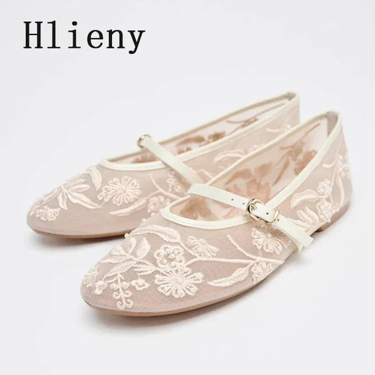 Women’s pearl mesh ballet flats with embroidered flowers and pearl details