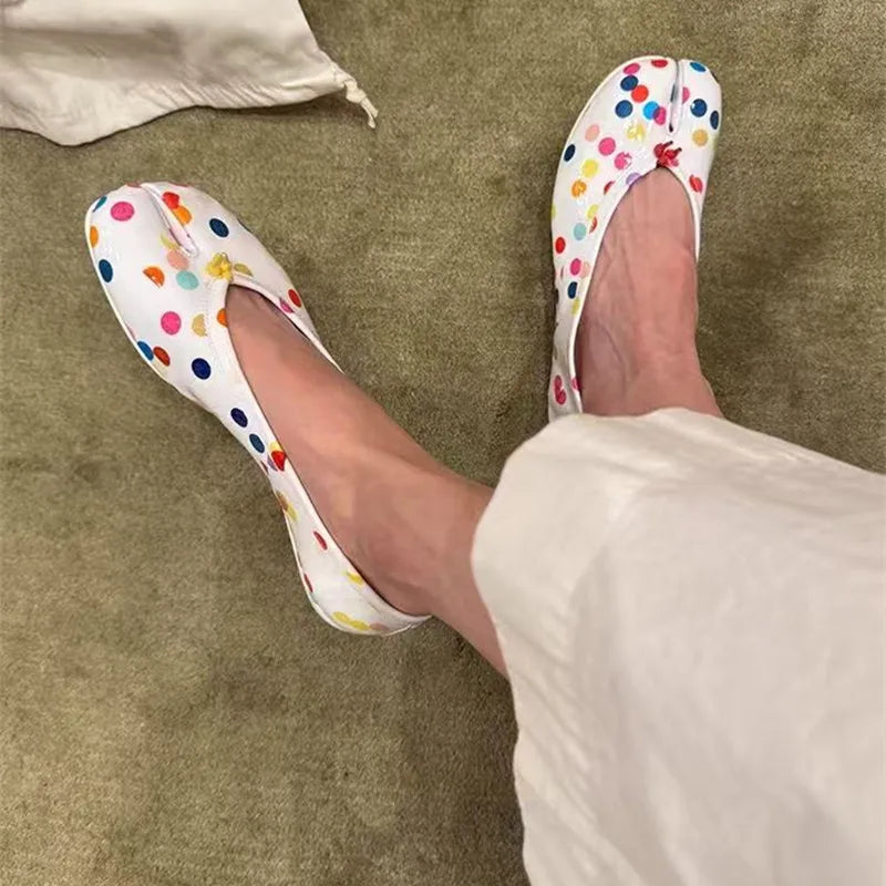 Fashion Colorful Polka Dot Split toe Women Ballet Flats Sweet Spring Summer Tabi Walking Loafers Casual Girls Dance Lazy Shoes