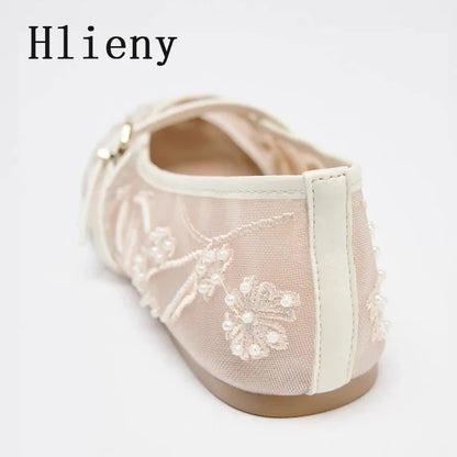 Women’s pearl mesh ballet flats with embroidered flowers and pearl details