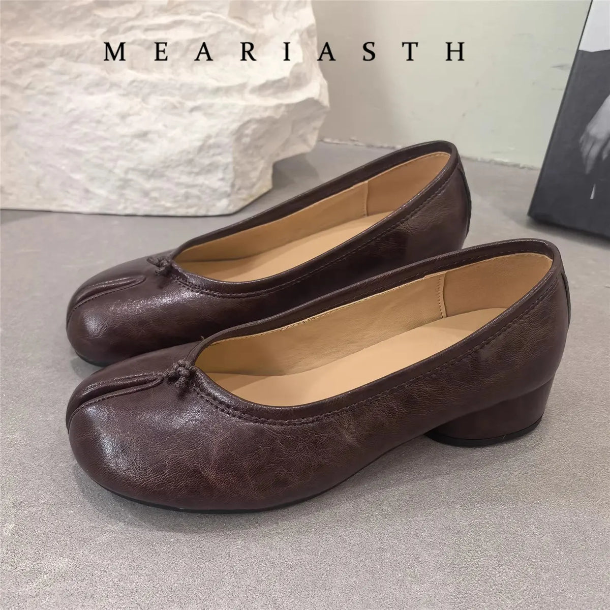 NEW Split Toe Tabi Shoes Size 43 Genuine Leather White Ballet Flats Women Low Heel Mary Janes Pumps Ballerinas Zapatos Mujer