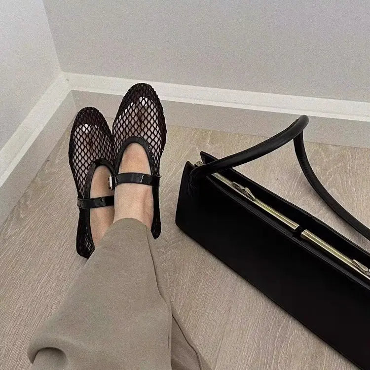 Women Breathable Hollow Shoes New Non-slip Soft Sole Ballet Flats Comfortable Large Size Lightweight Casual Outside Loafers